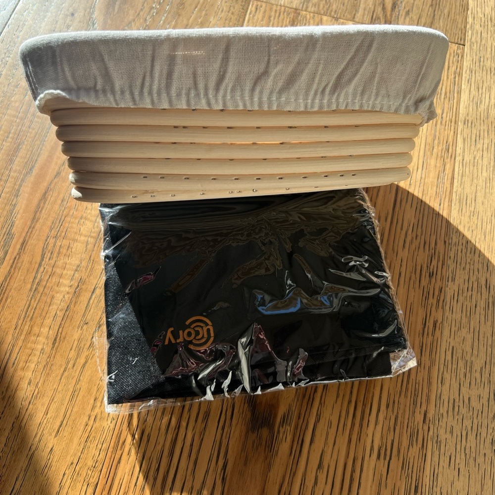 10”Oval bread proofing basket/banneton with apron